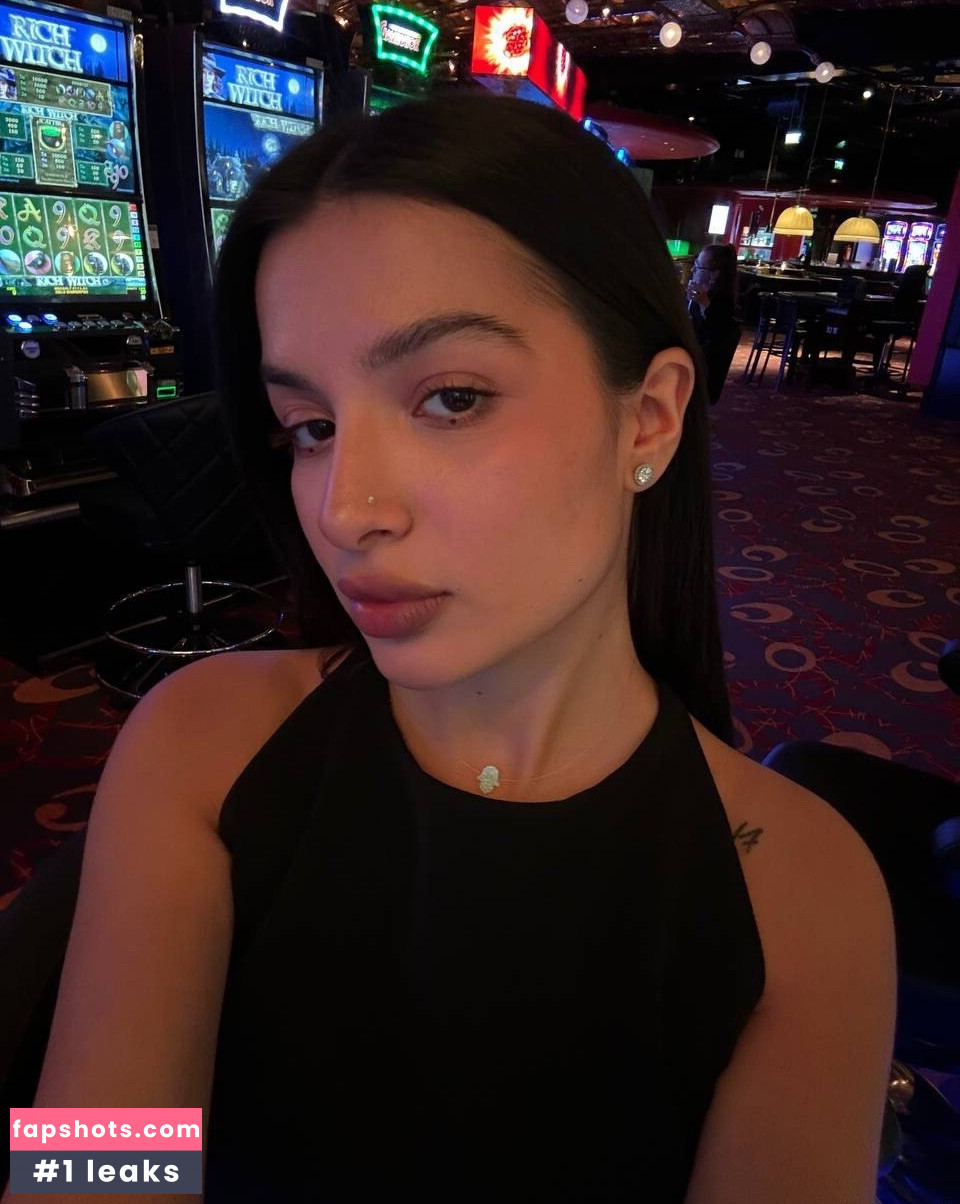 tenderlybae gallery photo #14