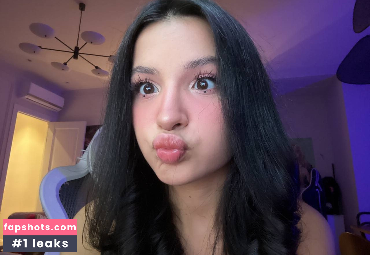 tenderlybae gallery photo #16