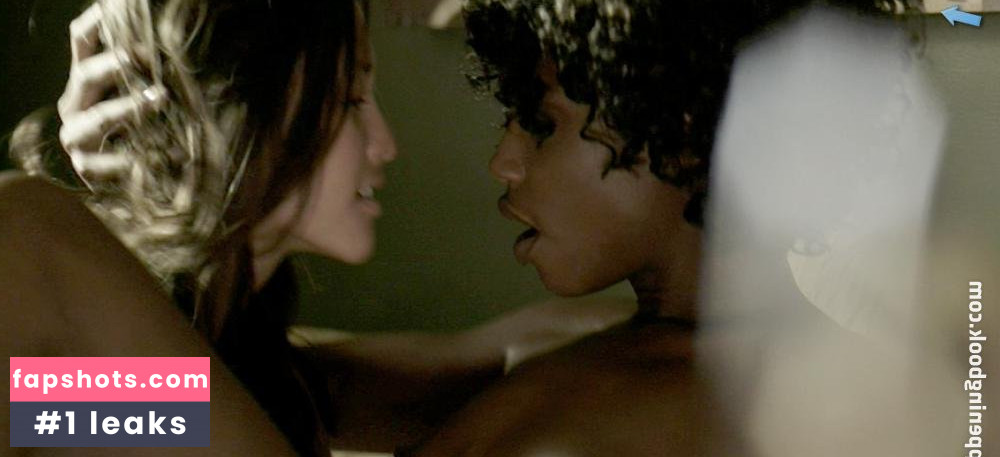 Tenika Davis gallery photo #13