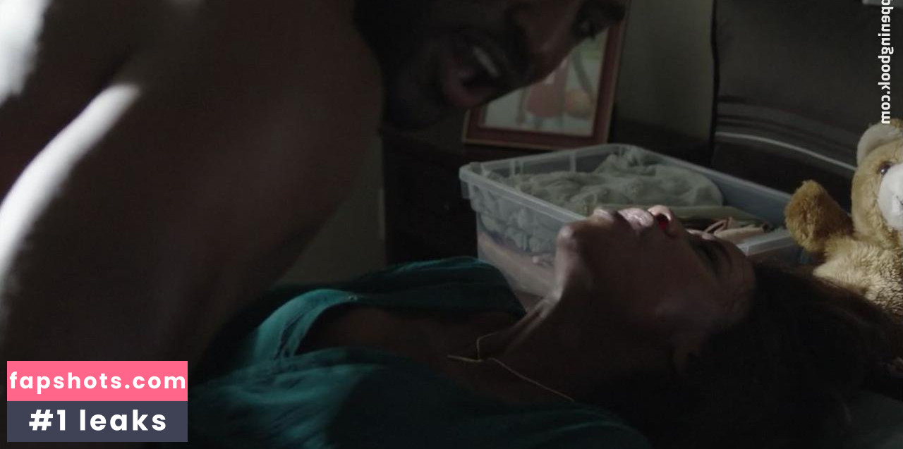 Tenika Davis gallery photo #23