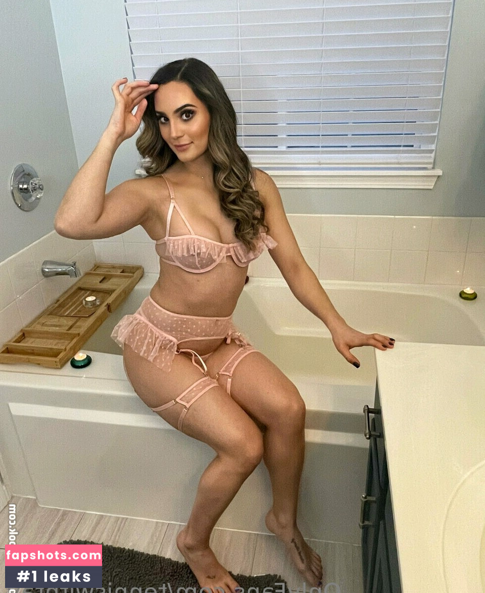 Tennis With Tay Filtración Desnuda OnlyFans Foto #4 - Fapshots