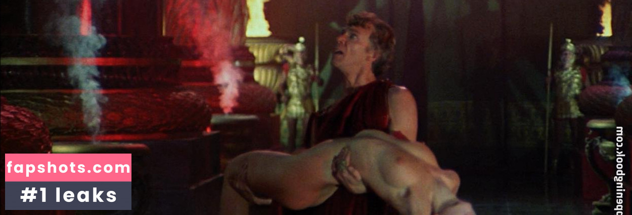 Teresa Ann Savoy gallery photo #31