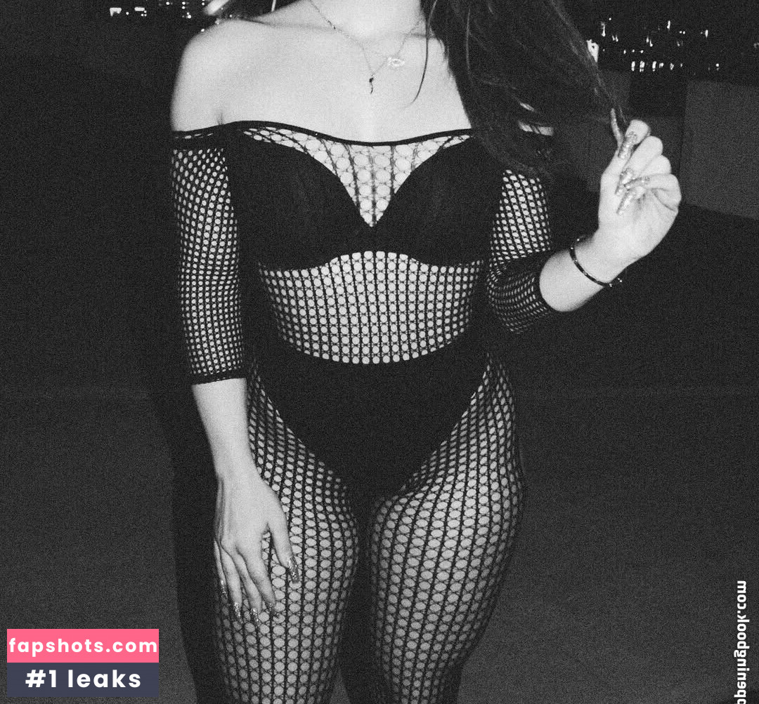 Teresa Arena gallery photo #6