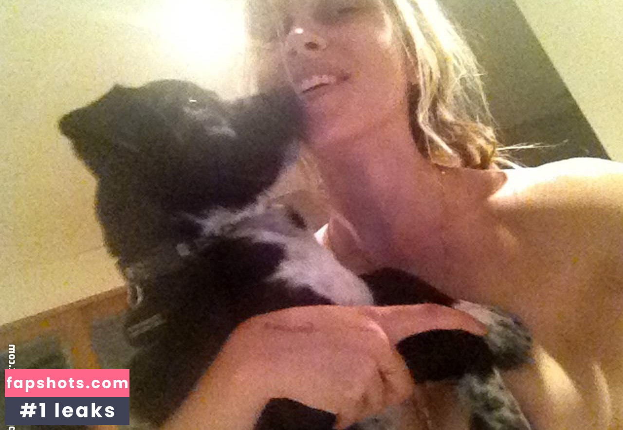 Teresa Palmer gallery photo #149