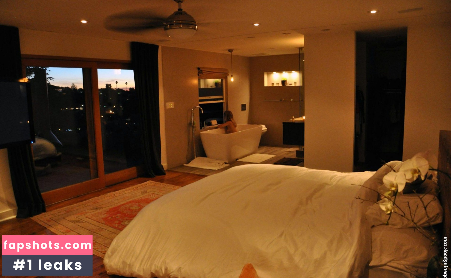 Teresa Palmer gallery photo #150