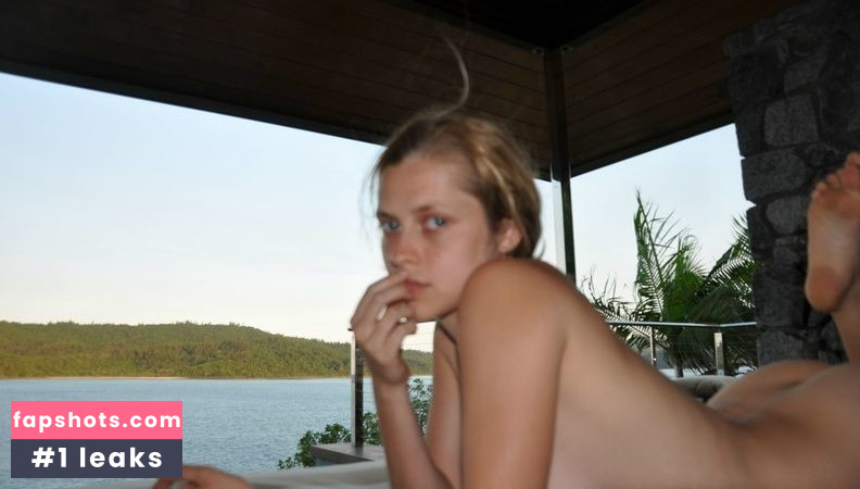 Teresa Palmer gallery photo #84