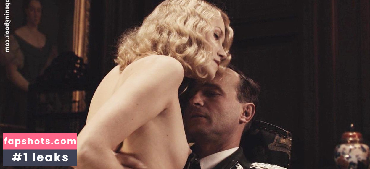 Tereza Srbová nude babe gallery