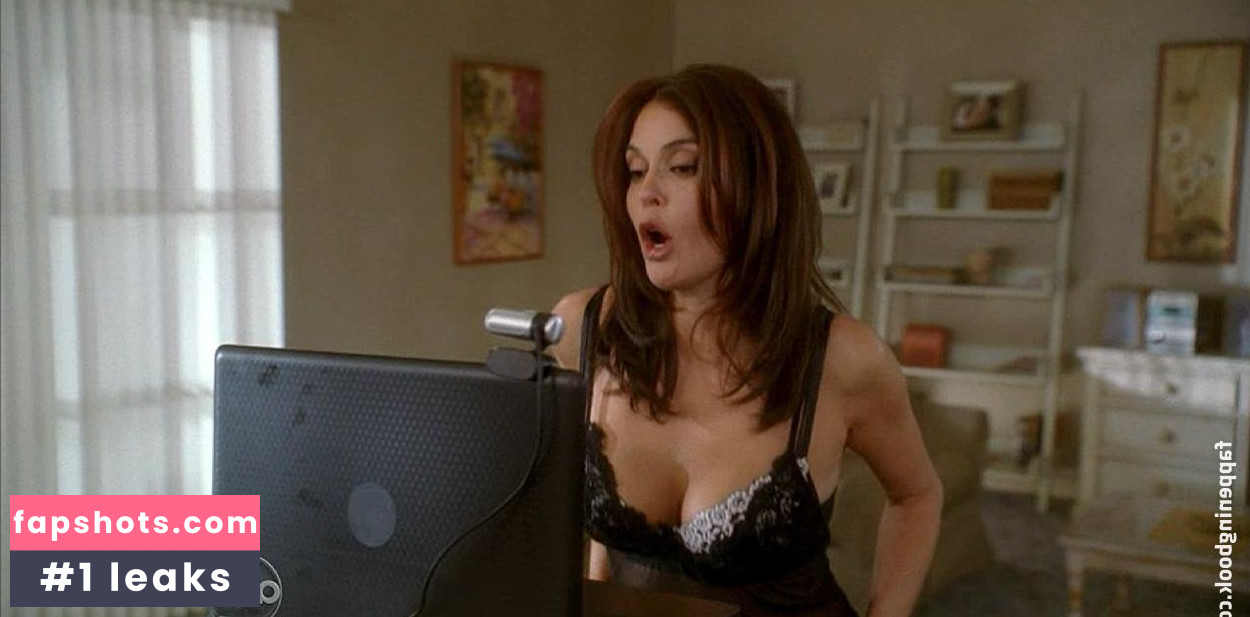 Teri Hatcher gallery photo #115