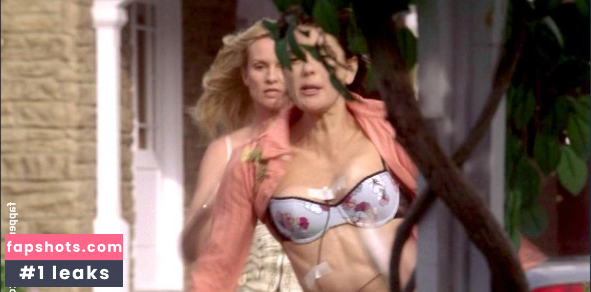 Teri Hatcher gallery photo #117