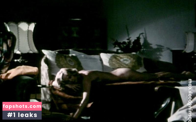 Teri Tordai gallery photo #10