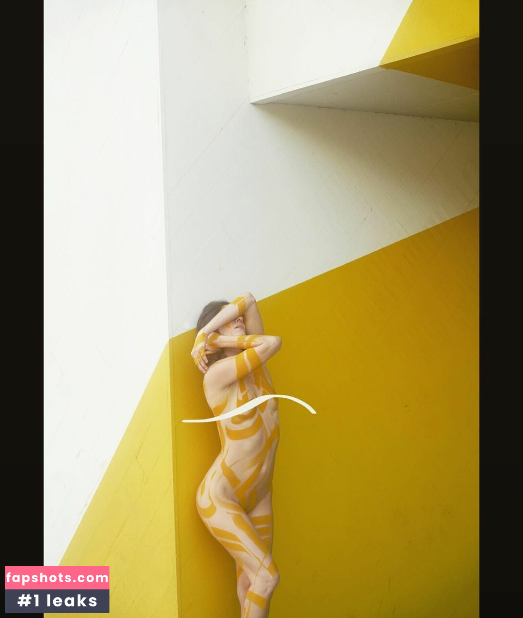 Teri Wyble gallery photo #4