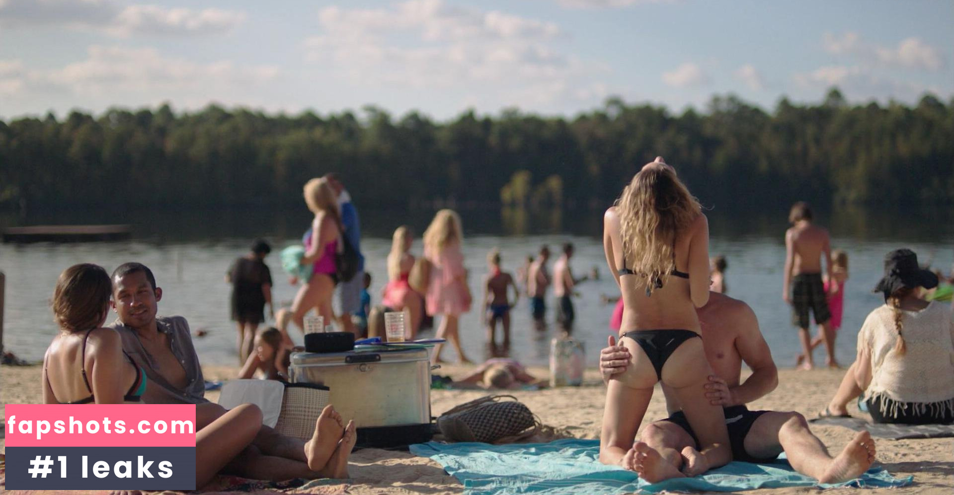 Teri Wyble gallery photo #36