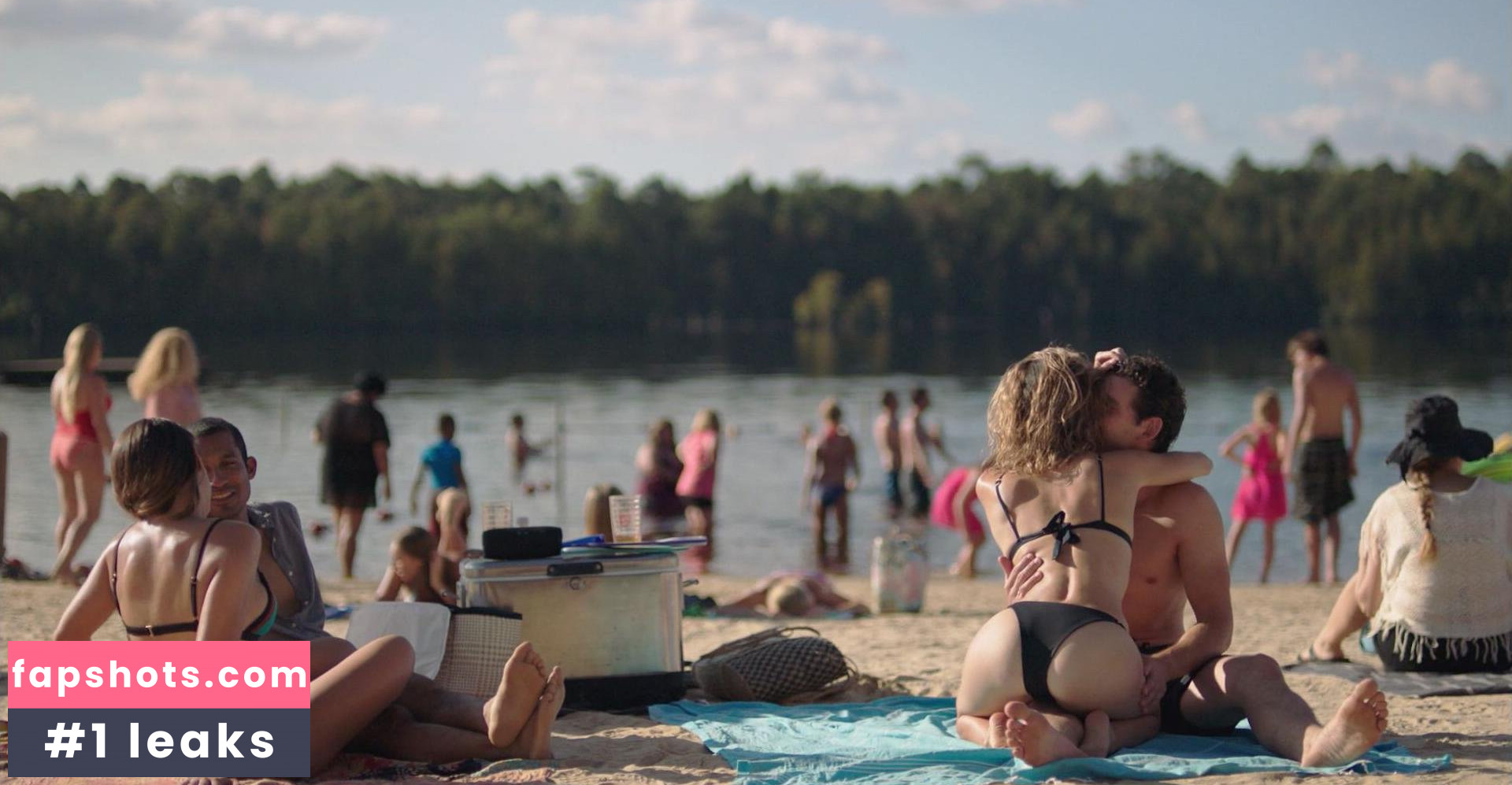 Teri Wyble gallery photo #37