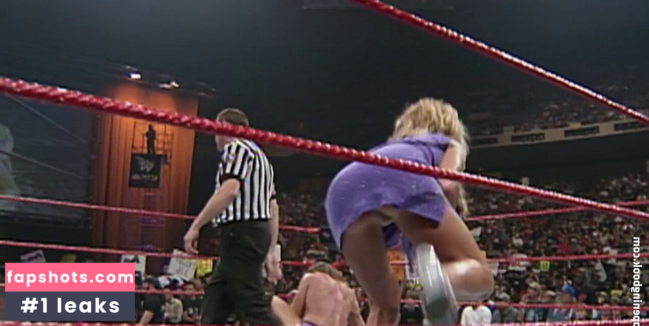 Terri Runnels gallery photo #3