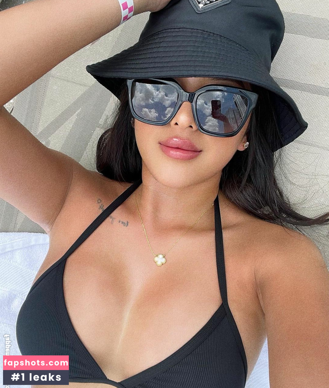 Terri Tran gallery photo #2