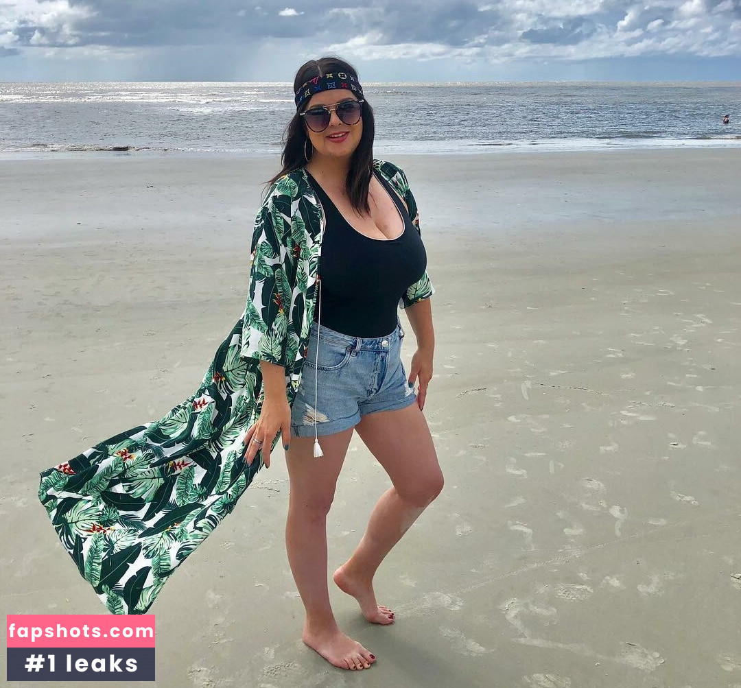 Terrisa Bukovinac gallery photo #4