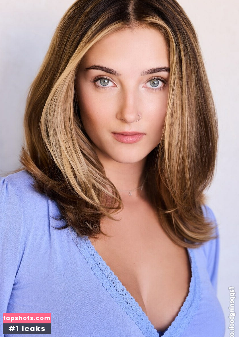 Tess Dinerstein nude babe gallery