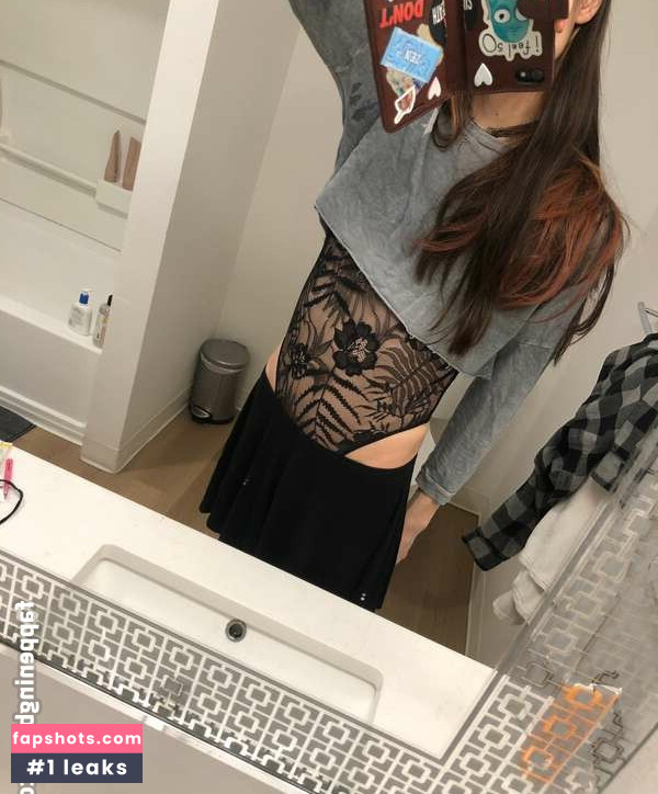 tess nude babe gallery