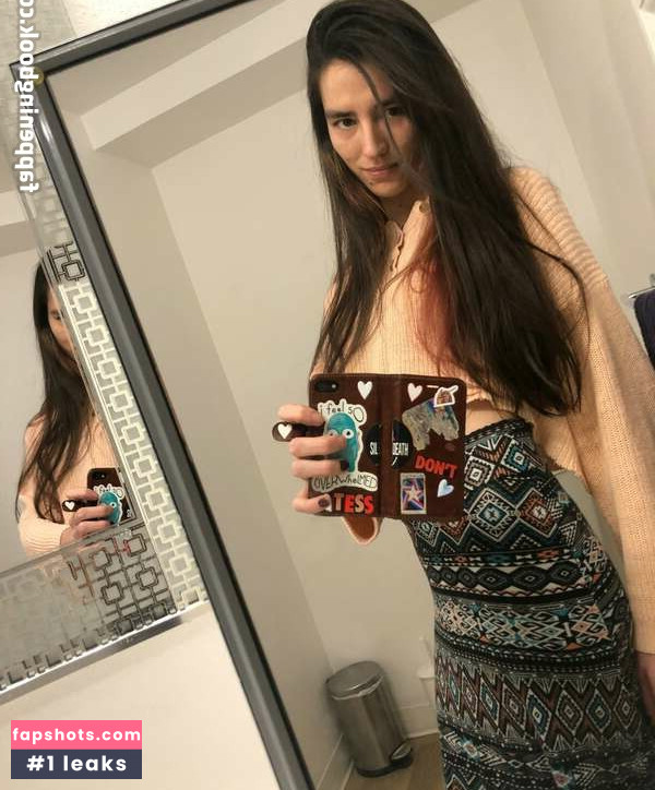 tess gallery photo #6