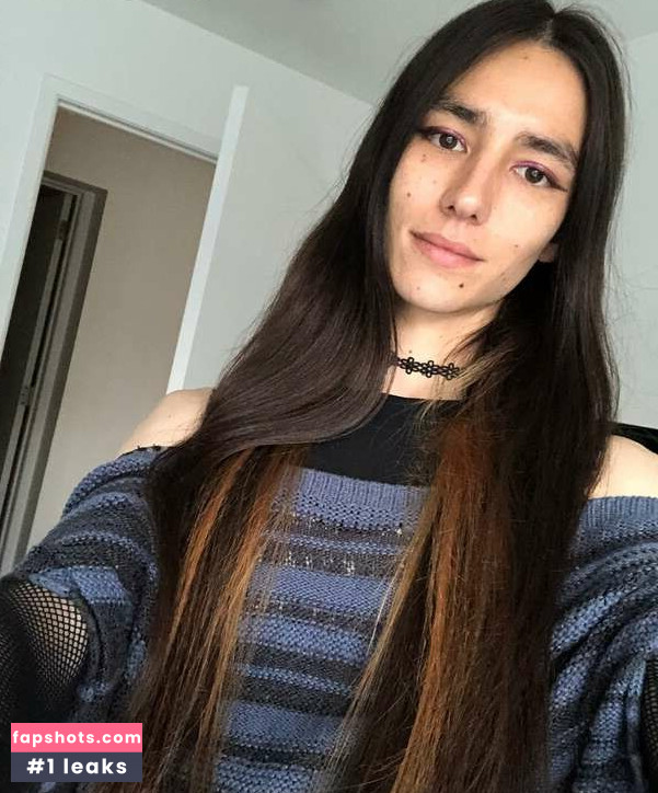 tess gallery photo #7