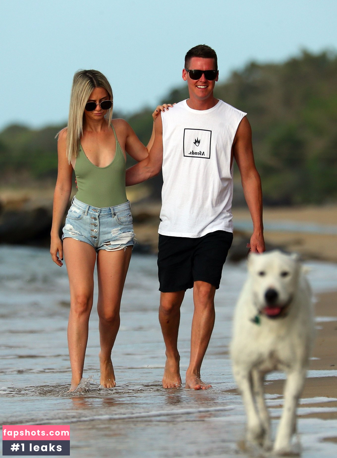 Tess Struber nude babe gallery