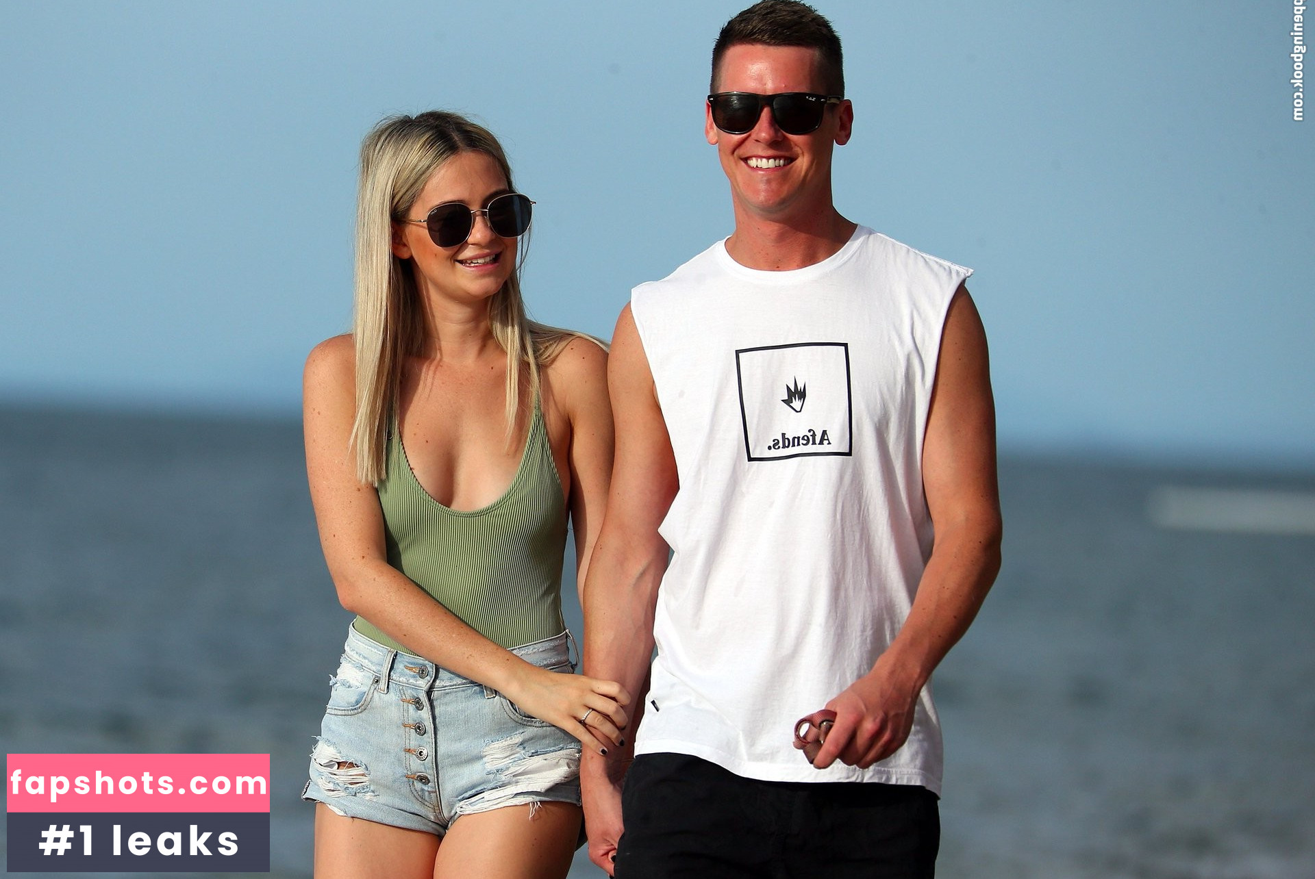 Tess Struber gallery photo #6