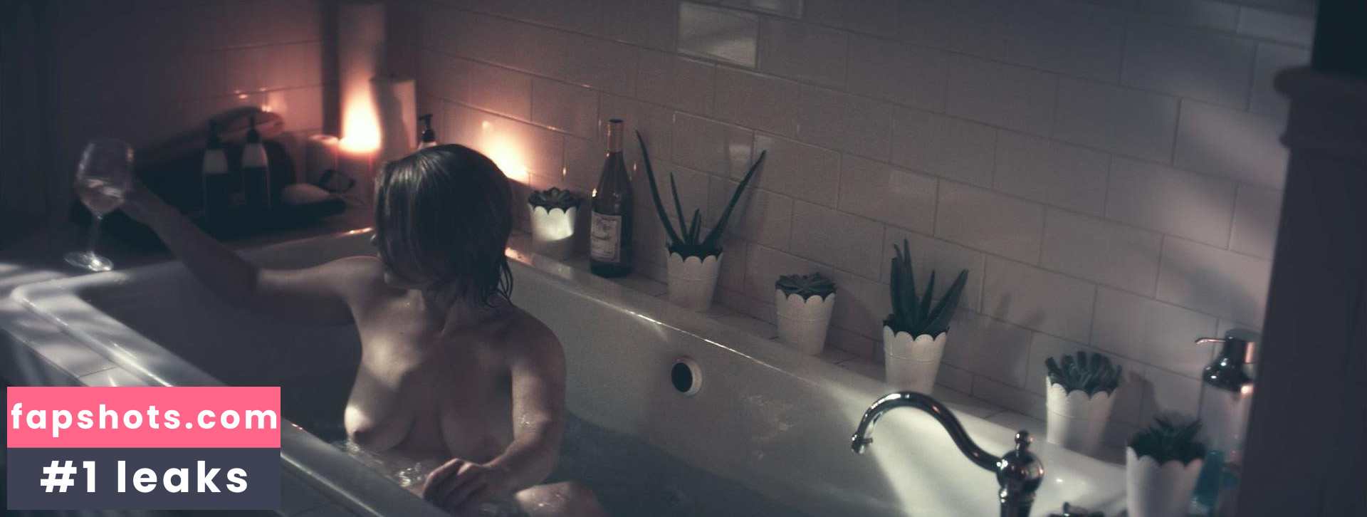 Tess Talbot gallery photo #3