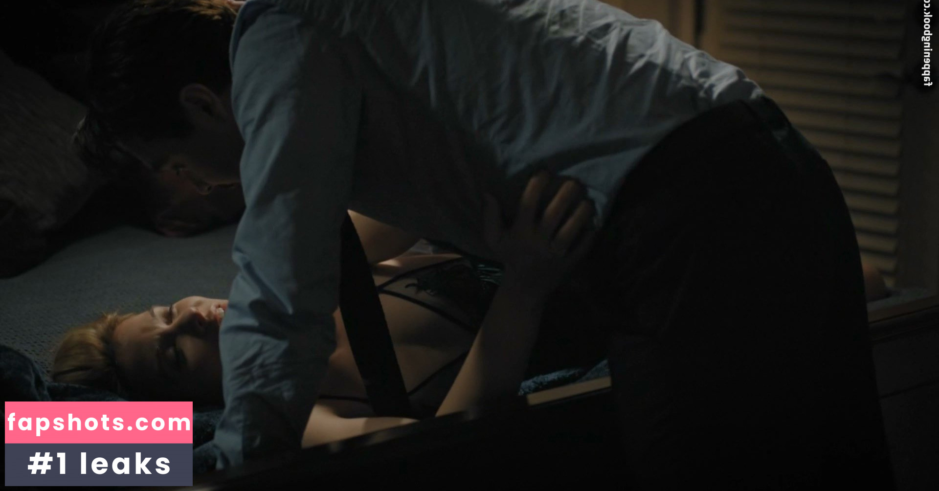 Tessa Ferrer nude babe gallery