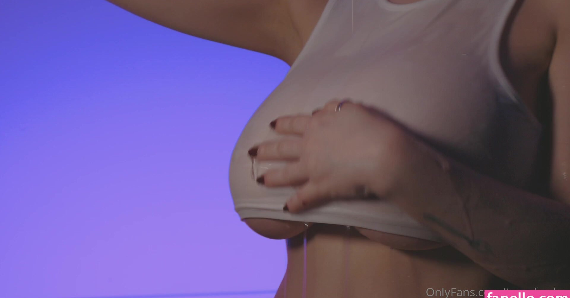 tessa-fowler gallery photo #1334