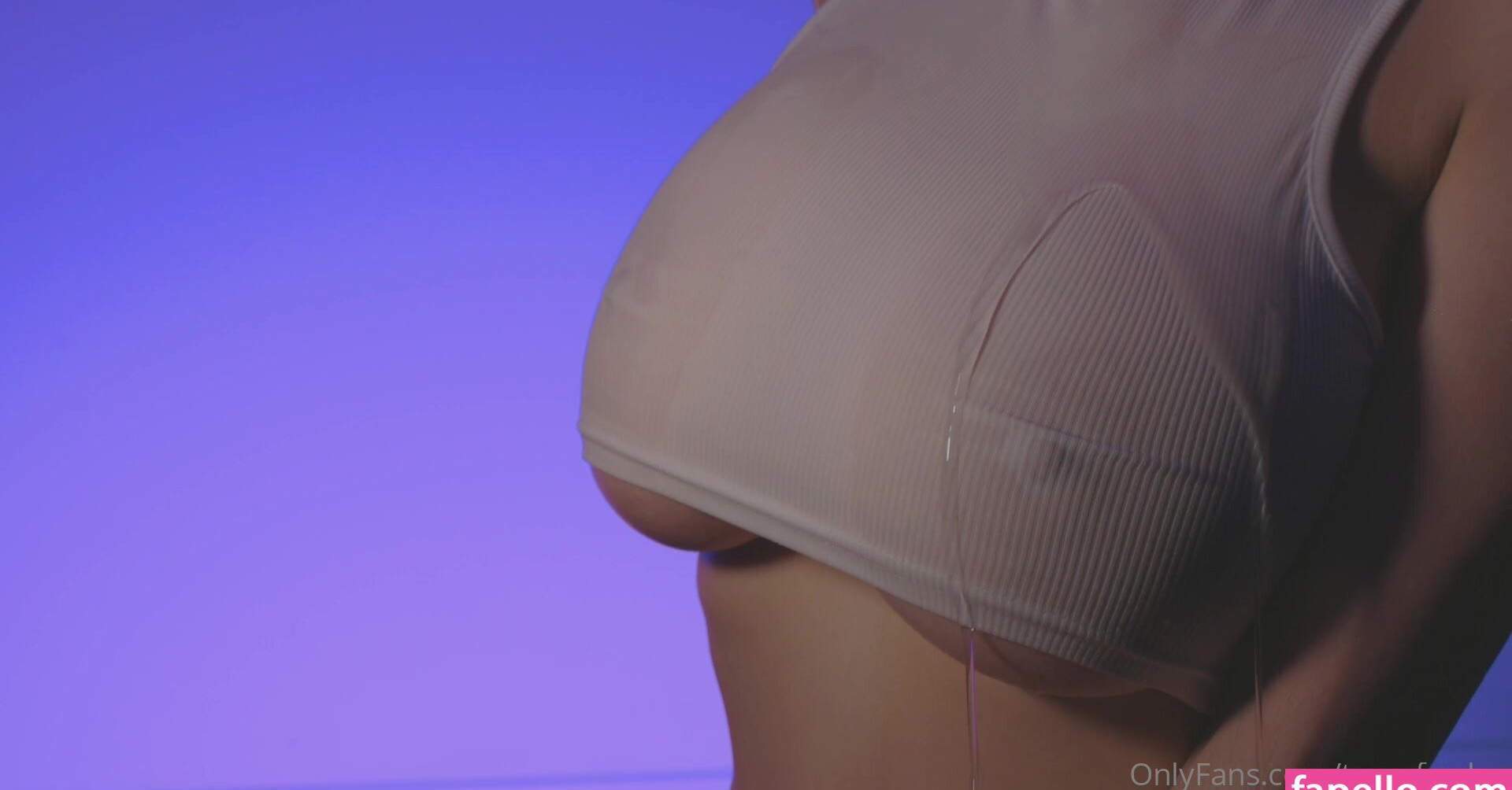 tessa-fowler gallery photo #1335