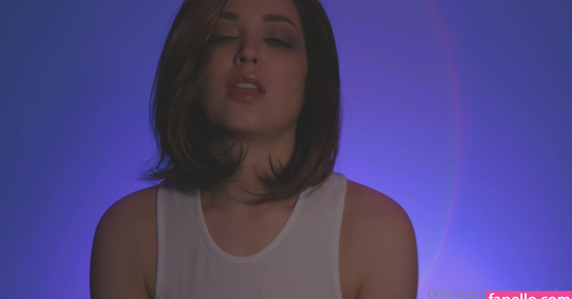 tessa-fowler gallery photo #1341