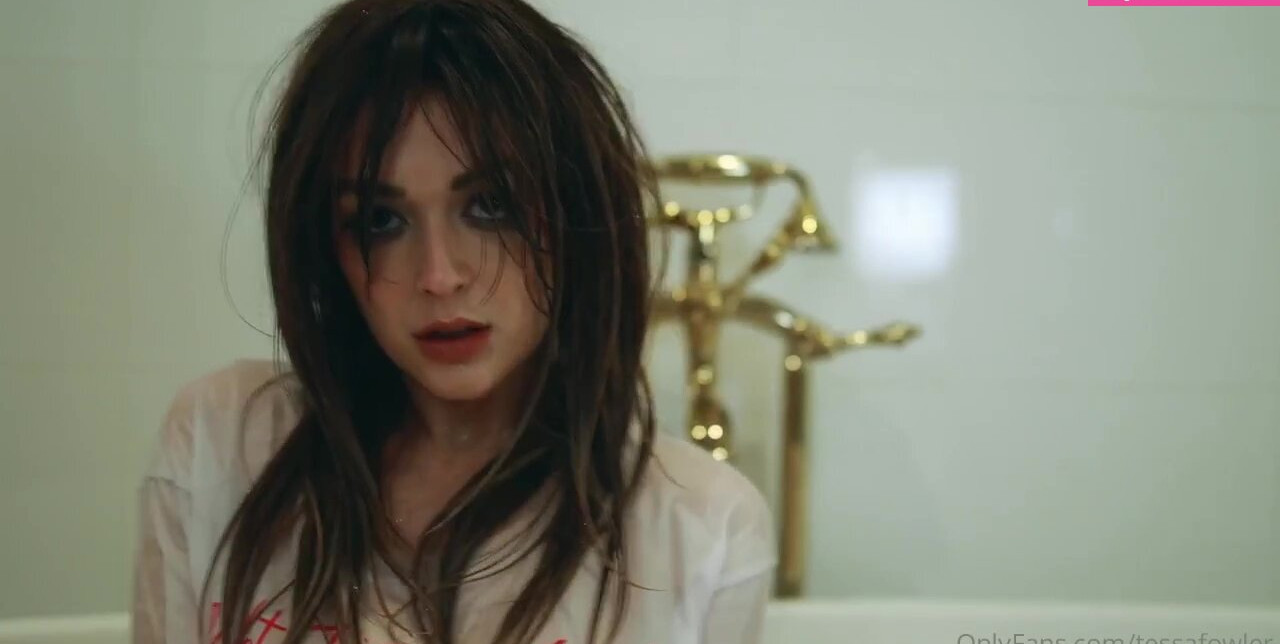 tessa-fowler gallery photo #1857