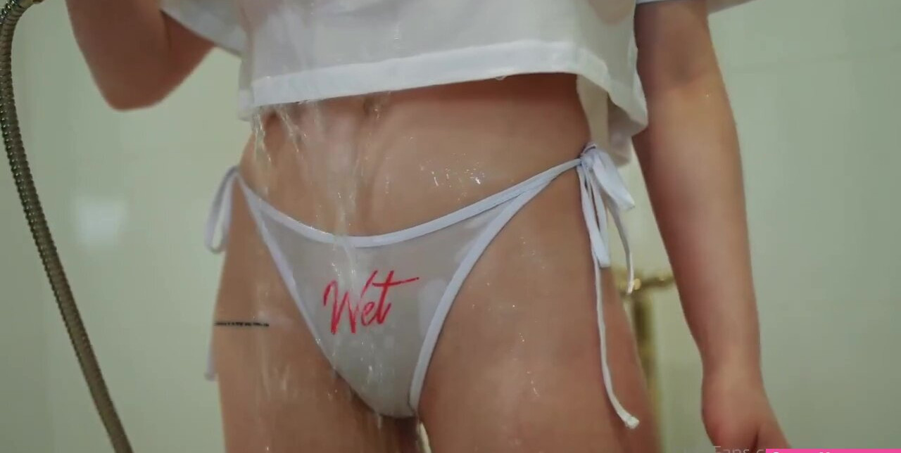 tessa-fowler gallery photo #1861