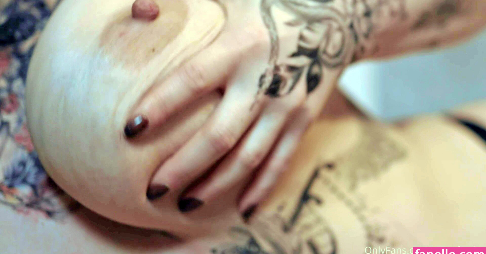 tessa-fowler gallery photo #1960