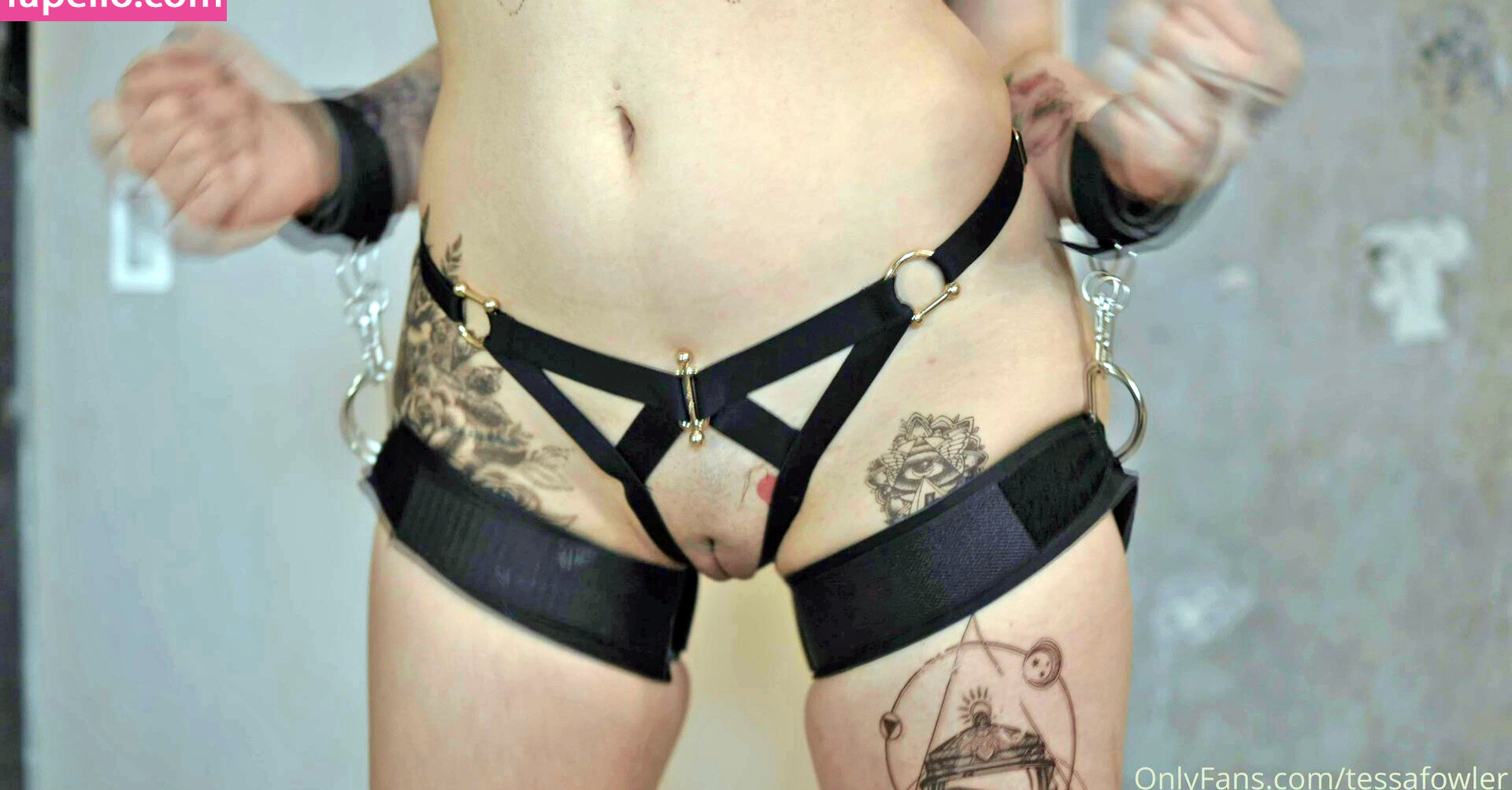 tessa-fowler gallery photo #1993