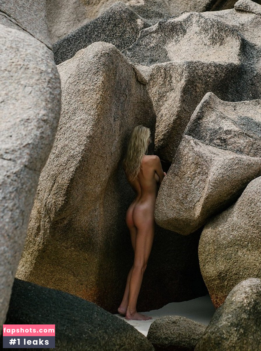 Tessa Greiner gallery photo #12