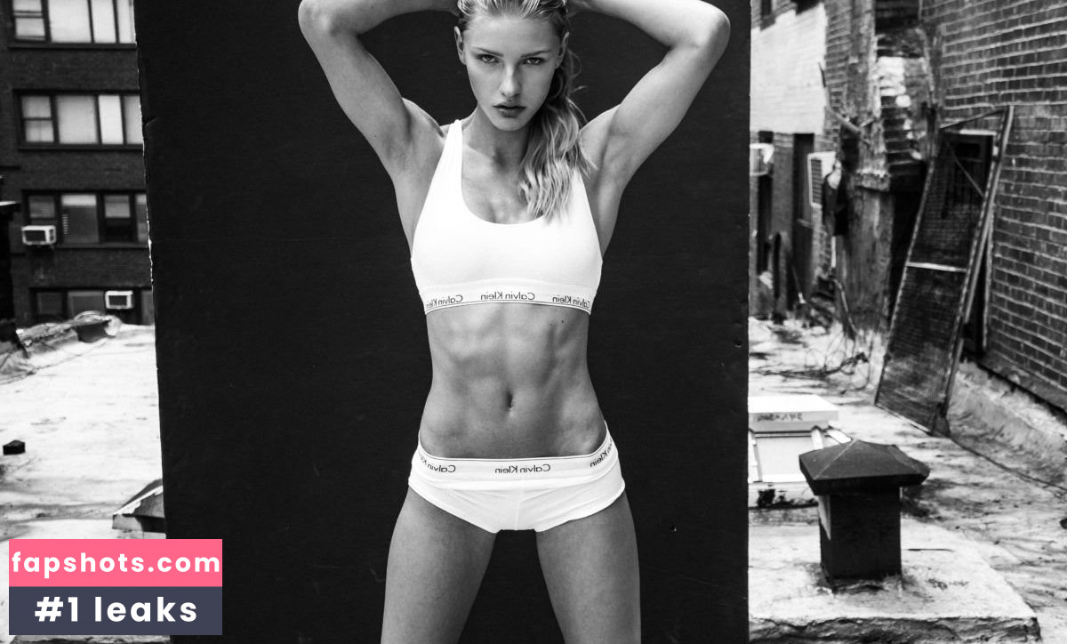 Tessa Greiner gallery photo #5