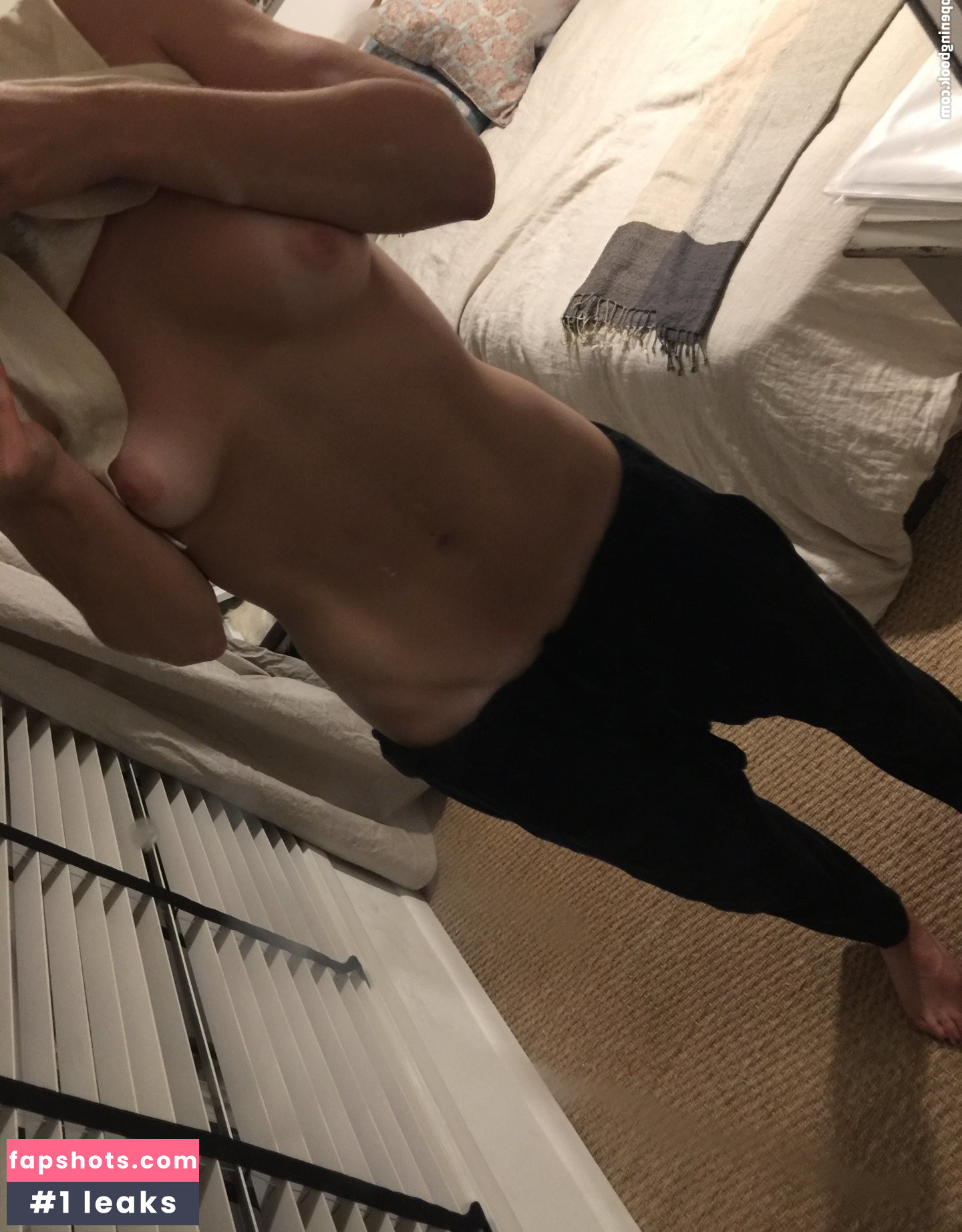 Tessa James gallery photo #21