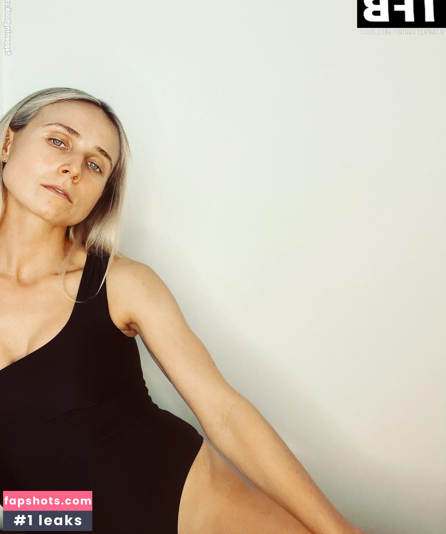 Tessa James gallery photo #8