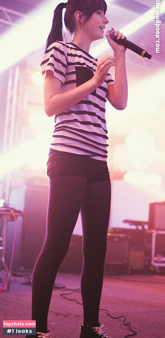 Tessa Violet gallery photo #11