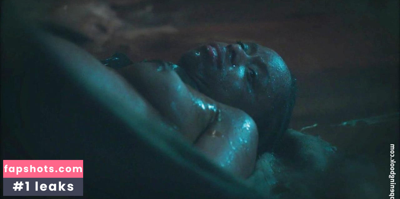 Tetchena Bellange gallery photo #4