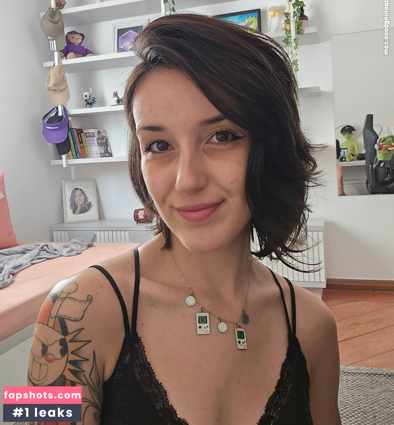 Teteia gallery photo #3