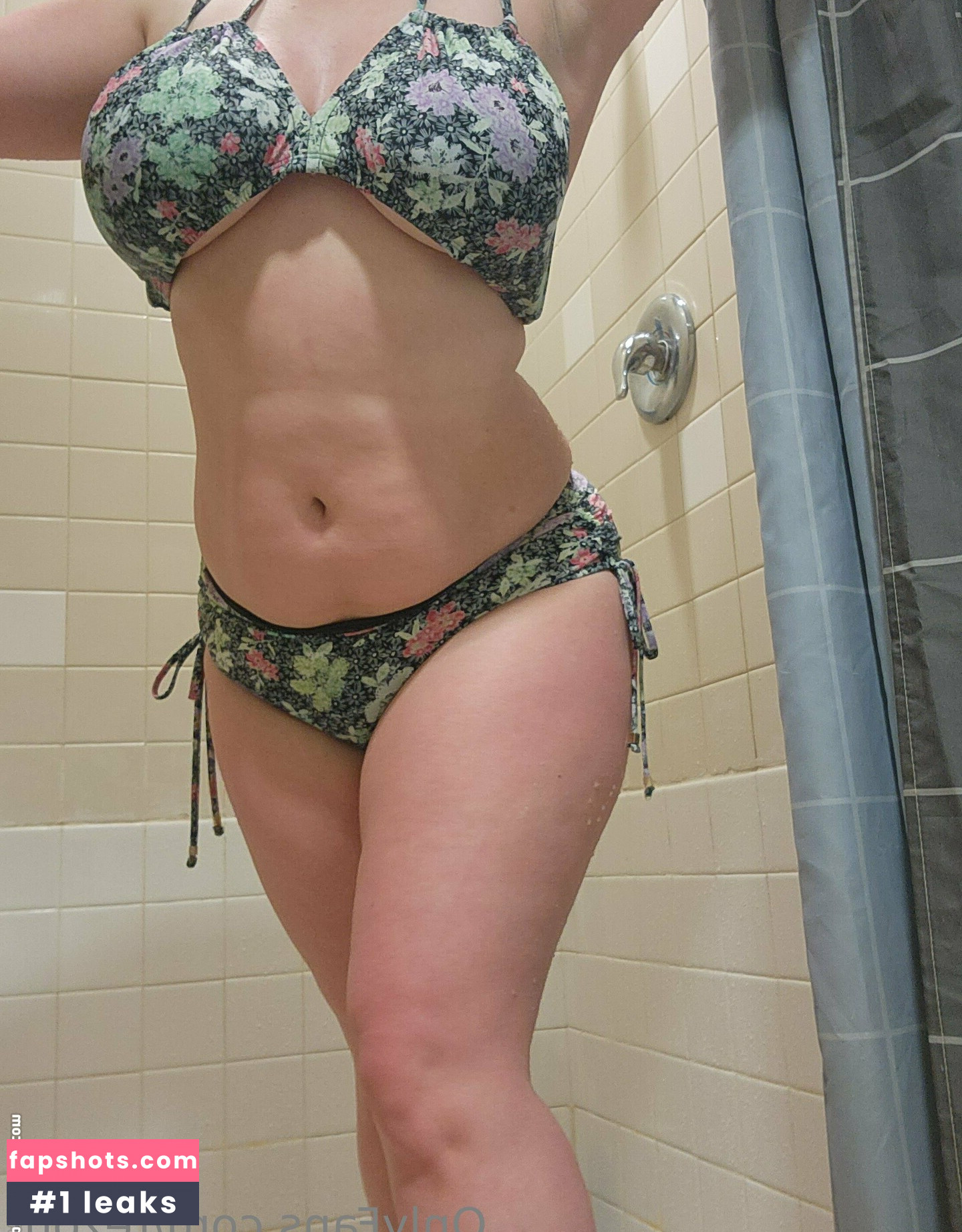 tezout nude babe gallery