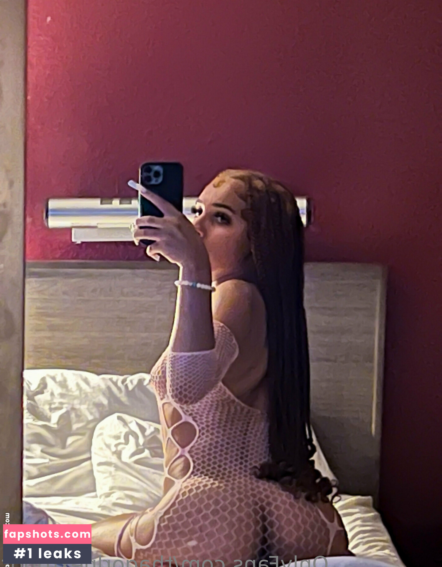 thagorlnextdoor gallery photo #6