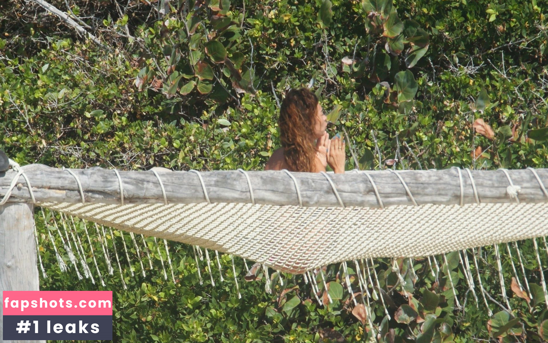 Thaila Ayala gallery photo #57