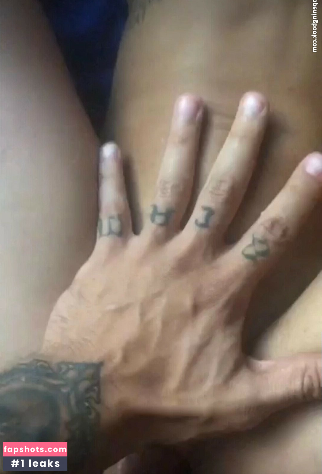 Thais Moraes gallery photo #2