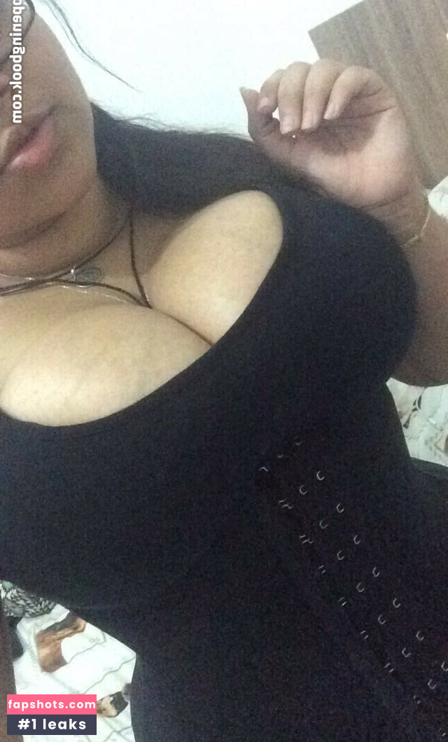 Thalia Brandão gallery photo #18