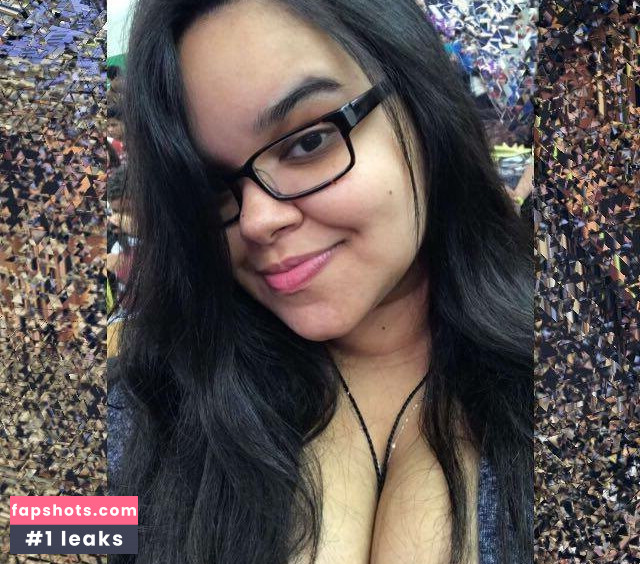 Thalia Brandão gallery photo #20