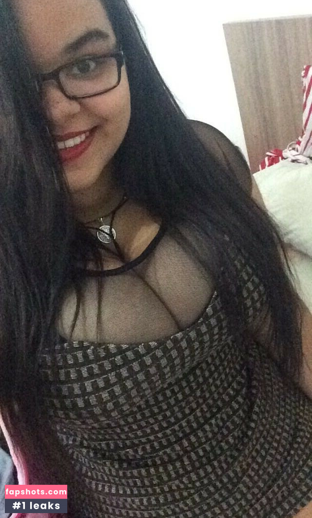 Thalia Brandão gallery photo #21