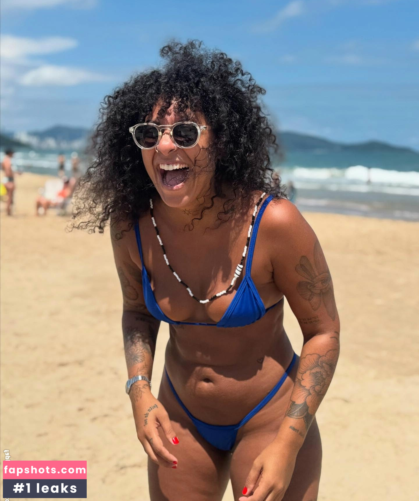 Thalu Moccini gallery photo #2